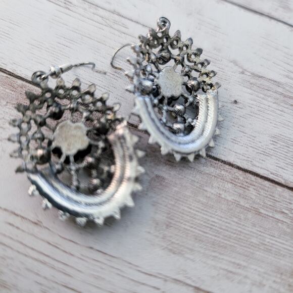 Vintage Earrings Dangle Drop Earrings Unusual - Some Condition Issues - Picture 8 of 11